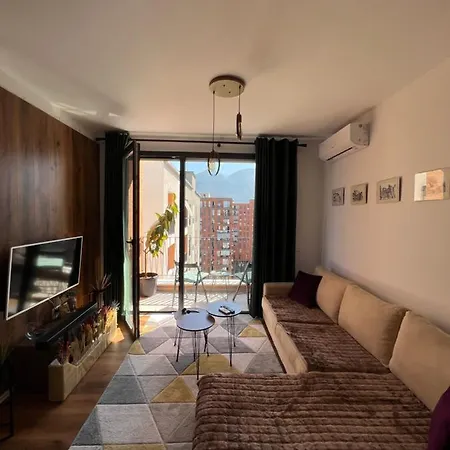 Zirkon Rush Appartement *